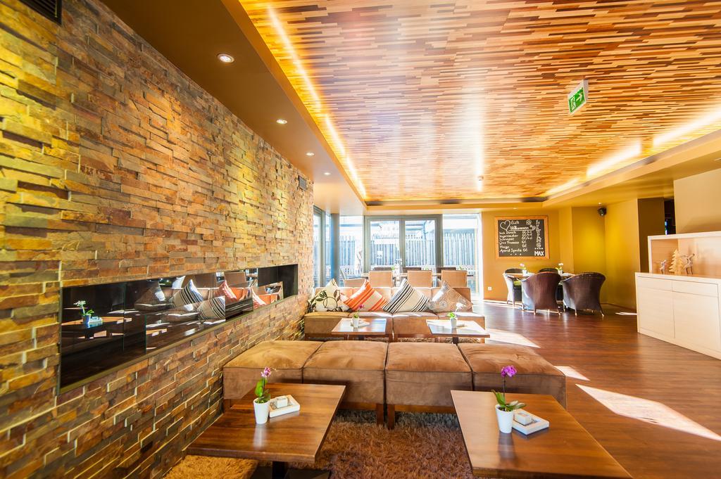 Living Max Hotel Целль-ам-Зеє Екстер'єр фото
